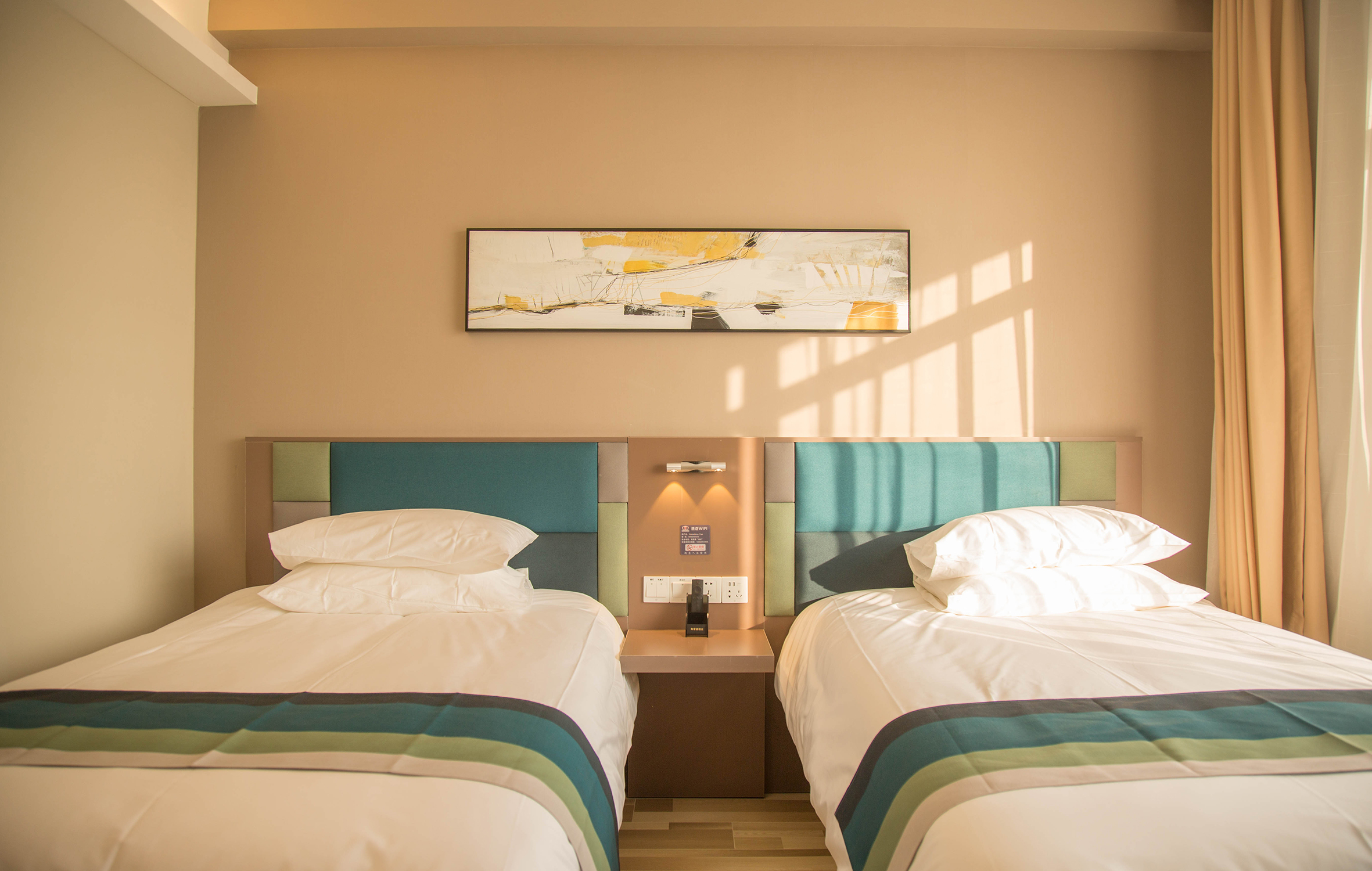 루자 리플·윈 호텔(핑두 사먼루 올림픽 스포츠센터)(如家睿柏·云酒店(平度厦门路奥体中心店)) 후기 및 특가 예약 - 핑두 호텔 추천 |  트립닷컴