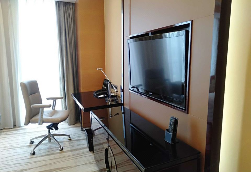 Four Points By Sheraton Langfang GuanDeluxe Room (2 Beds)