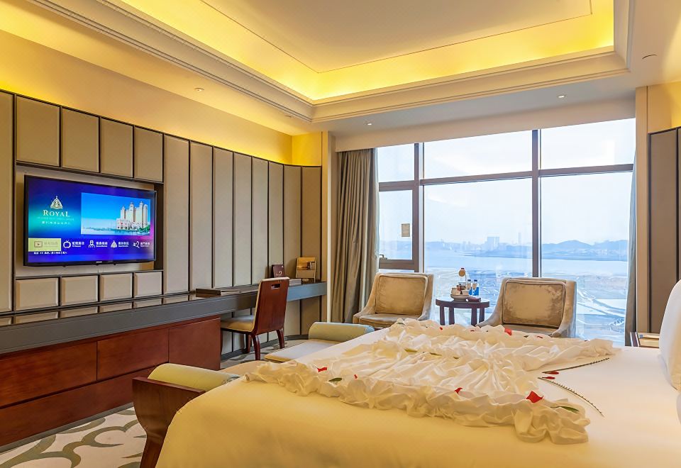 行政海景大床房