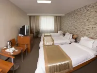 Springs Hotel Ulaanbaatar Hotele w: Ułan Bator