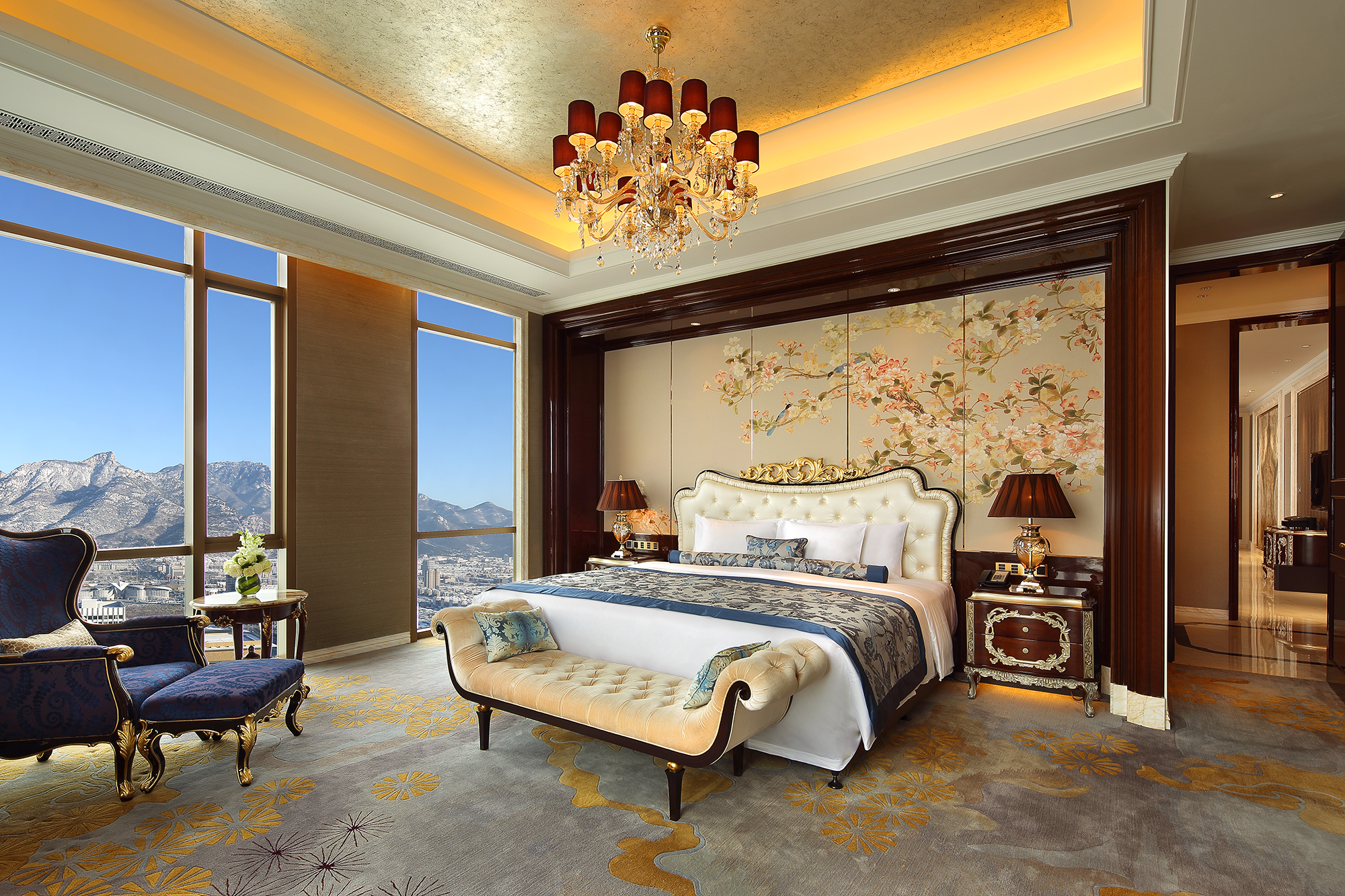 Wanda Realm Tai'an总统套房（直麪泰山+奢享空间+独立乾湿蒸+按摩浴缸）