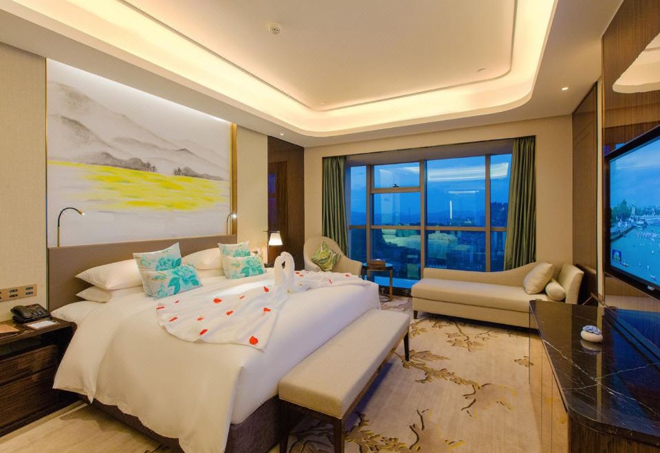 Royale Tower Hotel ChenzhouDeluxe Suite