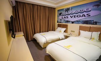 Super 8 Hotel Shanshan Kumutag Desert