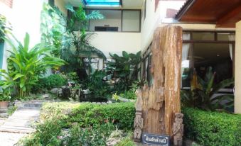 Namthong Hotel