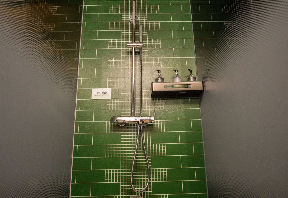 悠然尊享大床房【浪漫浴缸+落地窗视野好】