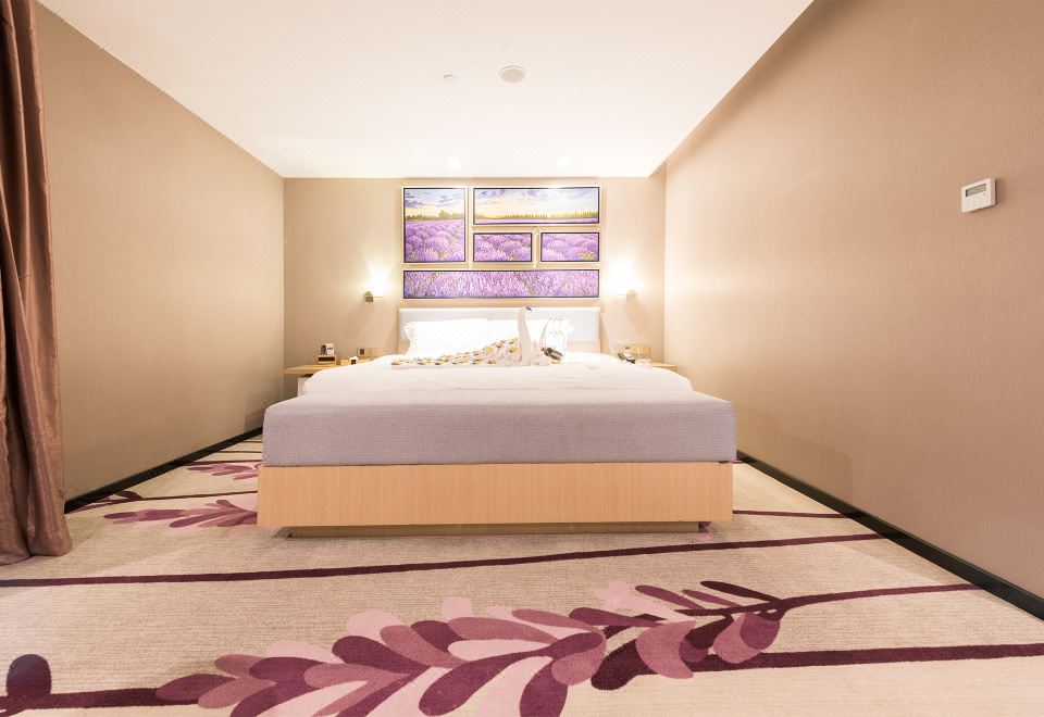 Lavande Hotel (Heyuan Wanlongcheng)Premier Romantic Room