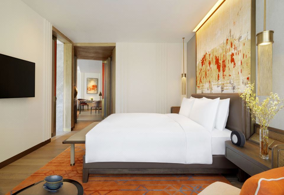 Grand Hyatt XianGrand Hyatt Suite | Dawn Sunrise View