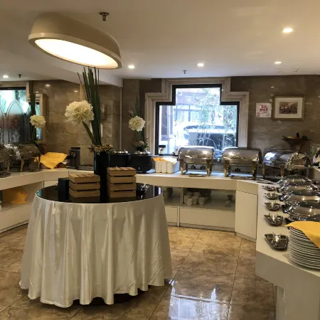 Kingtown Hotel Plaza Shanghai