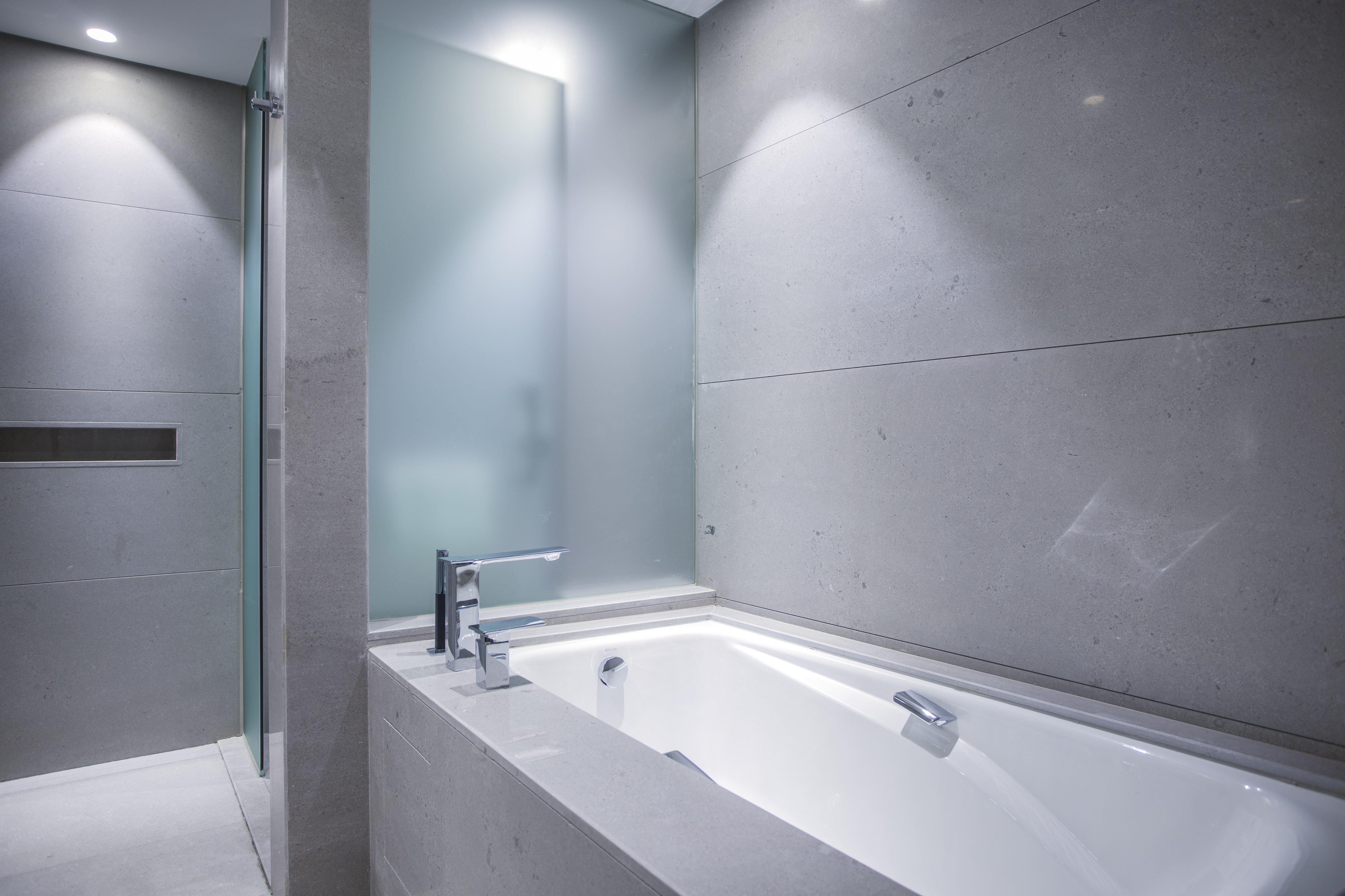 Sylvia Hotel豪华城景双床房（地暖）