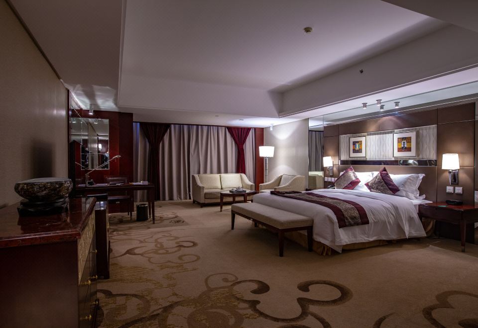 行政豪华大床房