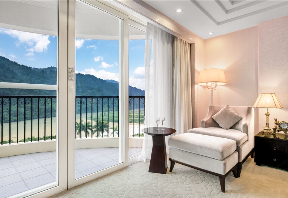 高級行政套房?奢華江景景觀&超大弧形180°陽臺