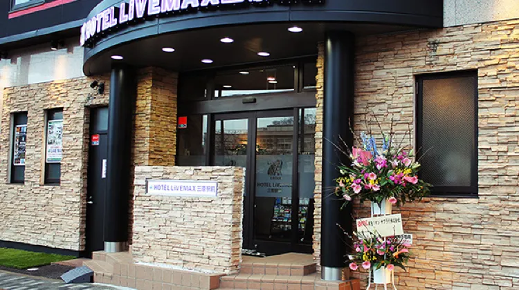 ホテルリブマックスBUDGET三原駅前 外観