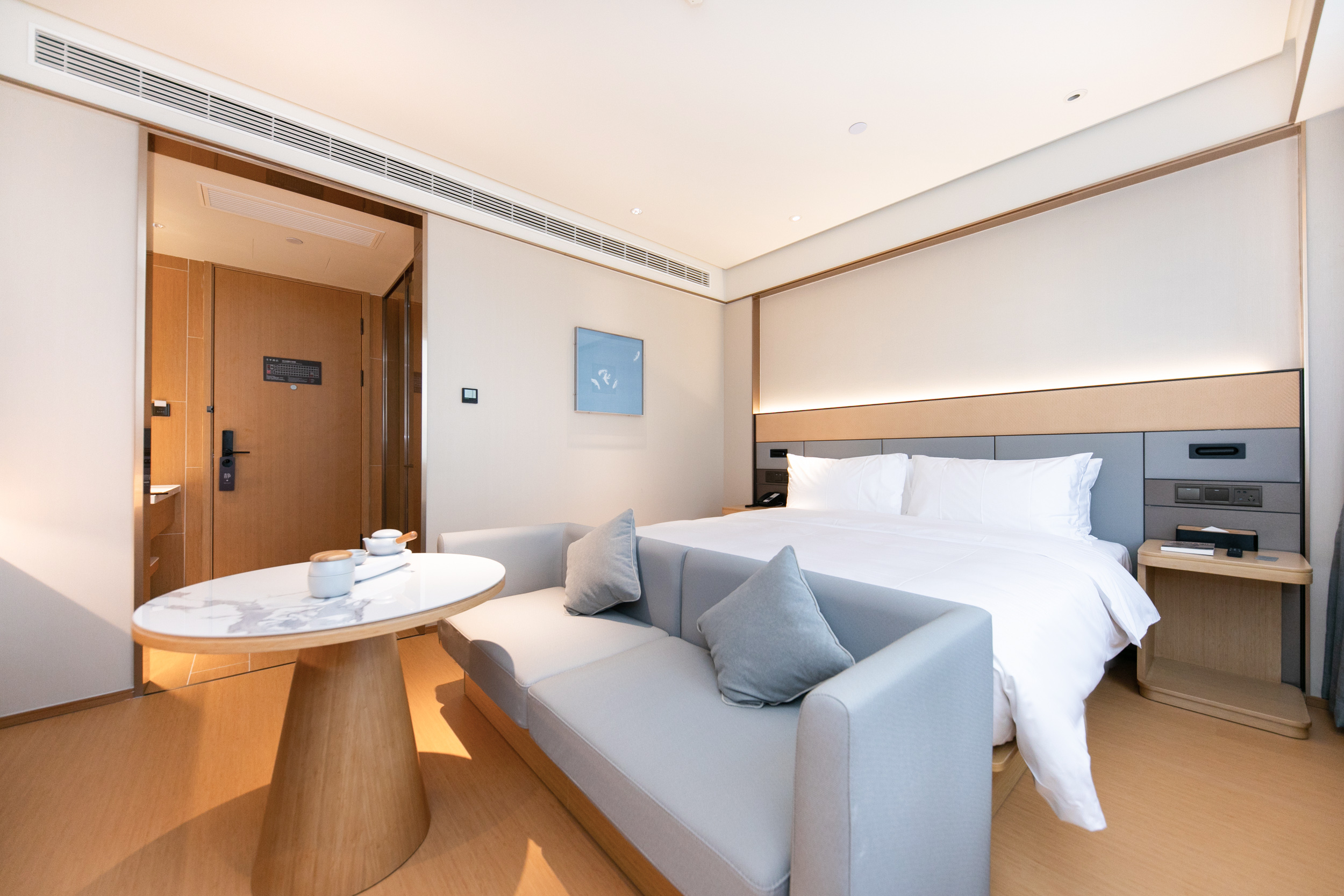 大床房 （65寸投屏大电视+金可儿床垫+质心洗护）