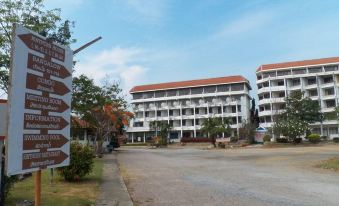 Cha-am Royal Beach Hotel