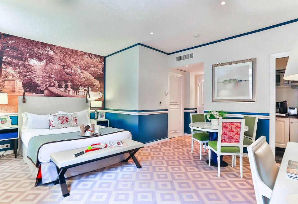 Fraser Suites le Claridge Champs-ElyséesDeluxe King Suite