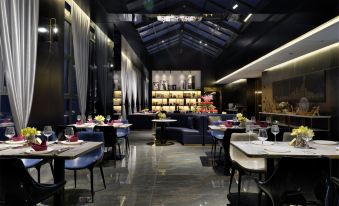 Millennial Oriental Hotel (Taiyuan South Railway Station Jinyang Street Branch)