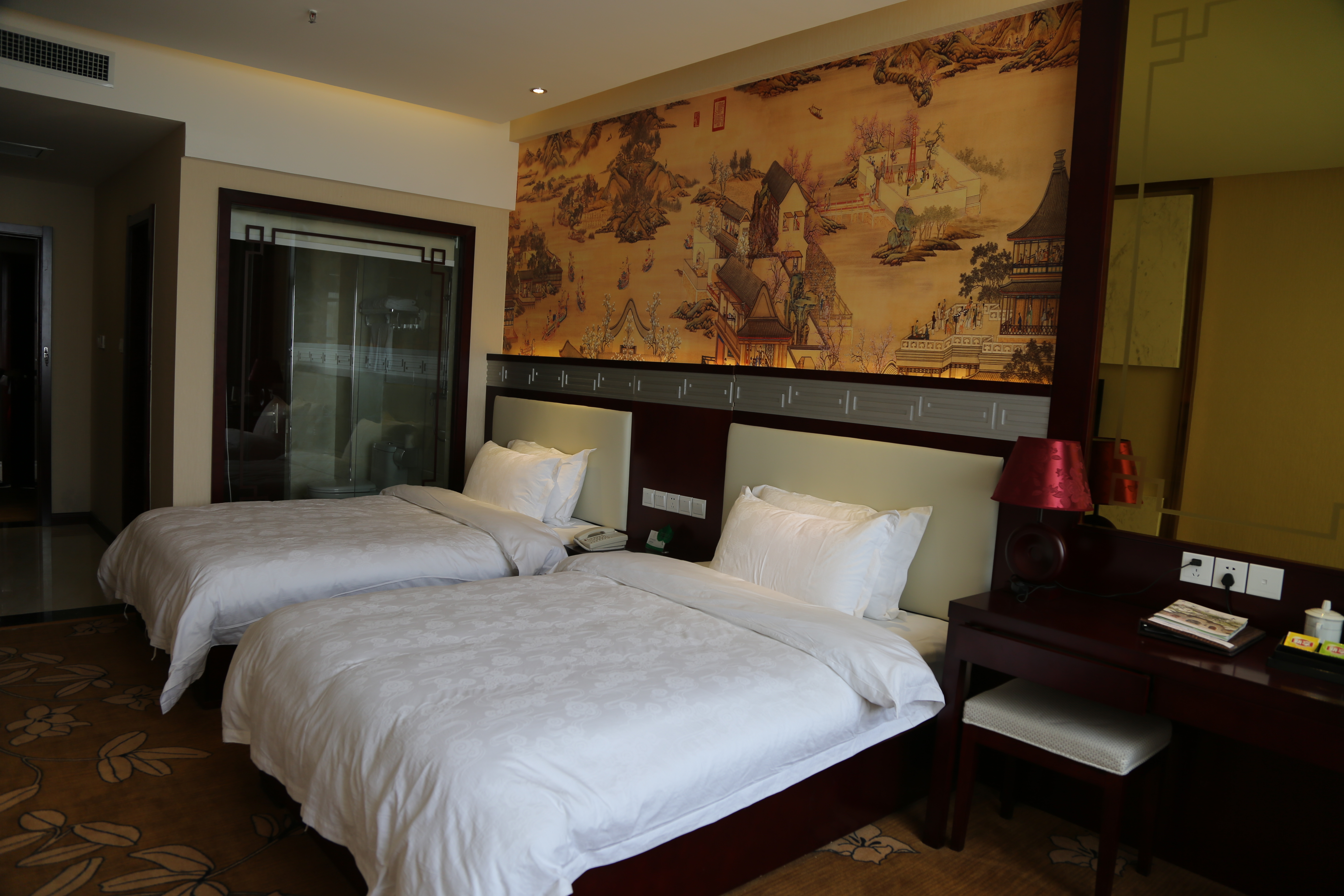 豪华标准间（亲肤床品）