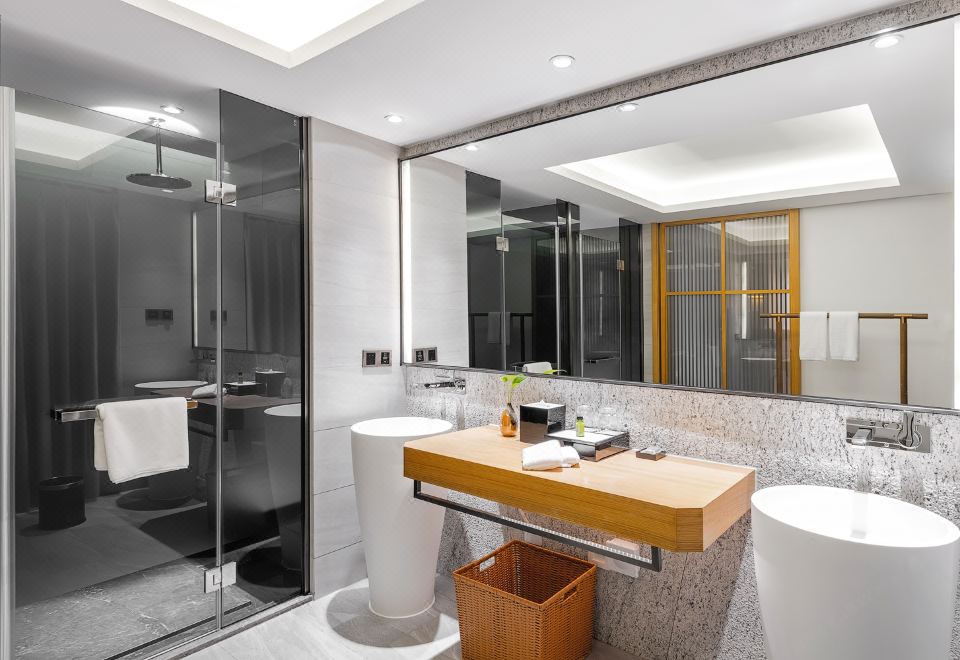 Qiyue ResortPrivate Heated Swimming Pool King Size Room