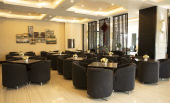 Home Inn Huayi Selected Hotel