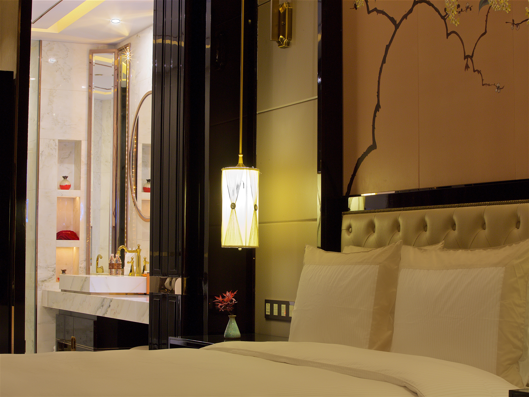 花園行政大床房