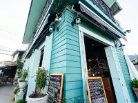 RoomQuest Rimrabeang at Amphawa