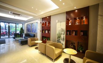 City Convenience Hotel (Hengyang Dayang Department Store Lianhu Square)