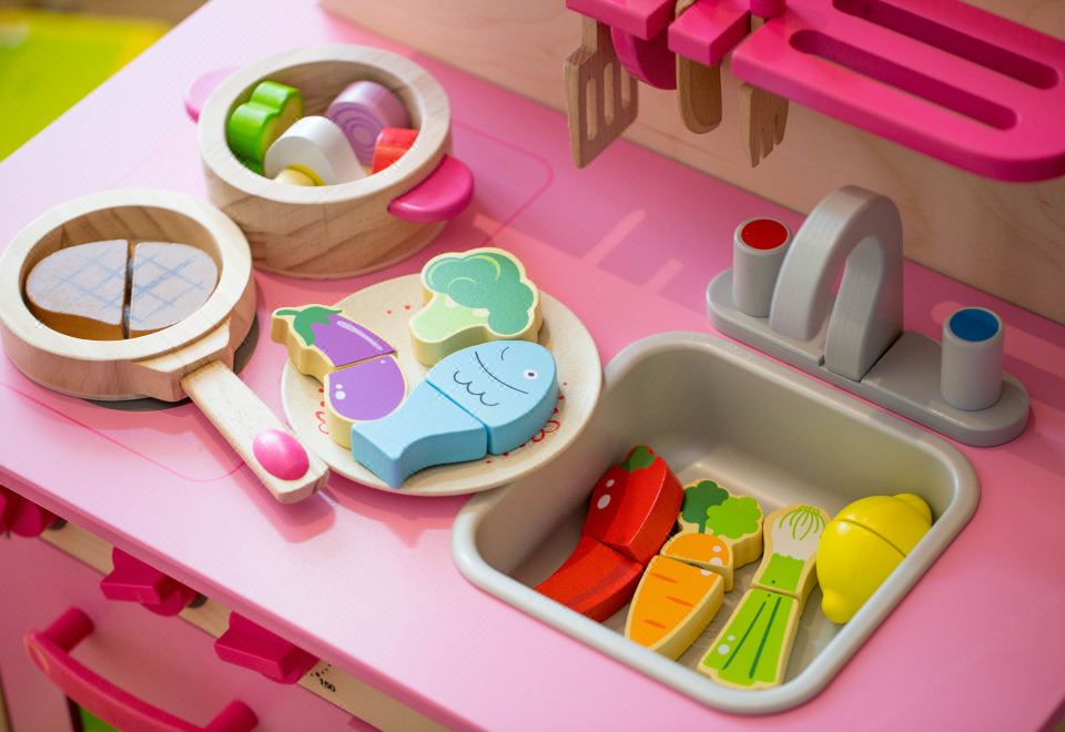 Hape玩具主题宝贝过家家·妙趣玩乐亲子大床房