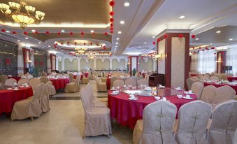 Vienna International Hotel (Guilin Yangshuo West Street)