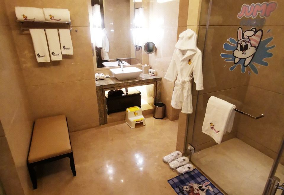 Sheraton Changchun Jingyuetan HotelB.Duck Family Theme Room