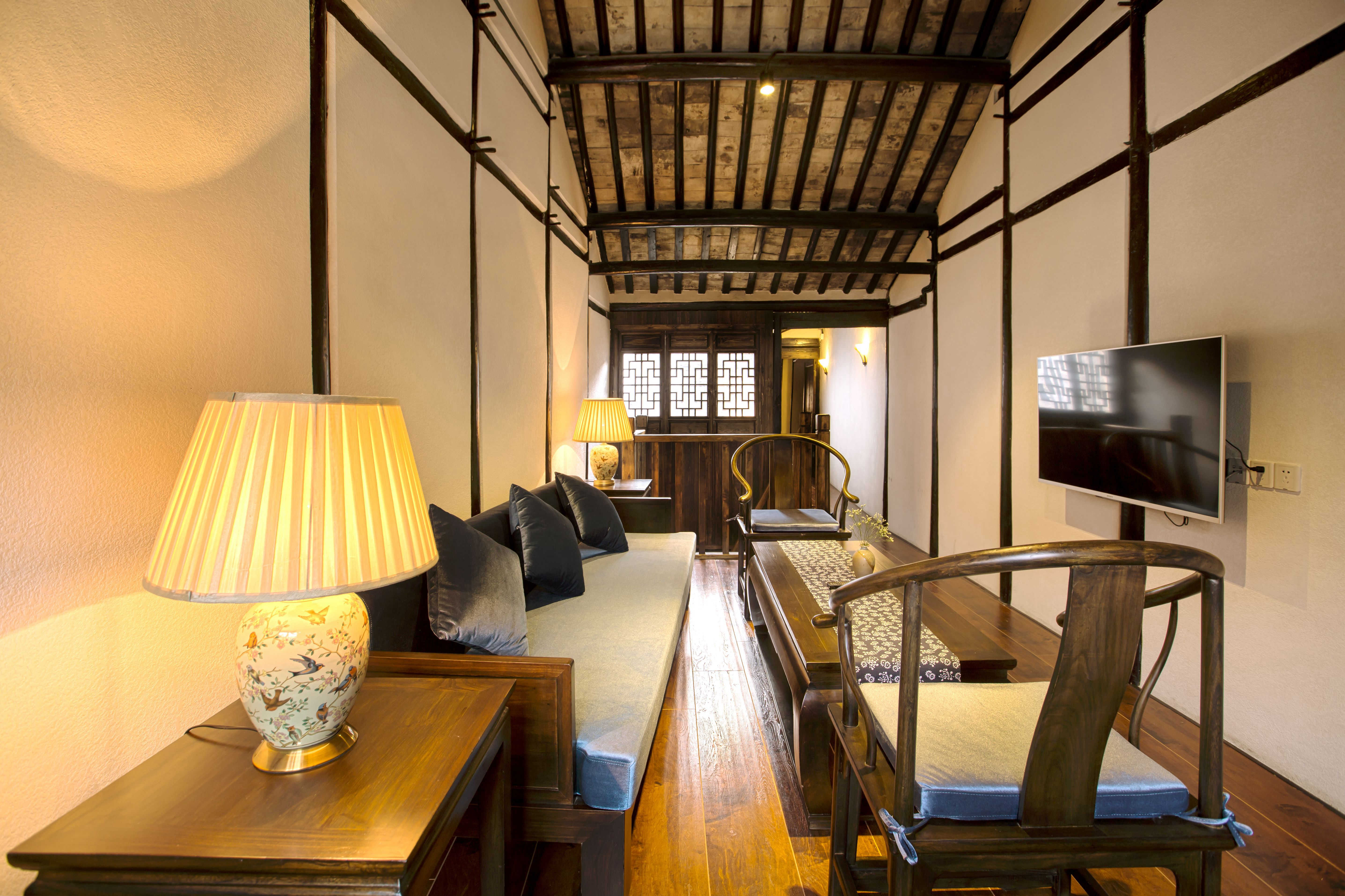 河景·两卧两厅复式套房（75号）（古雅丝制蚊帐+民国风会客厅+超大榻榻米）