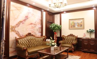Linxia Mountain View Suite Holiday Hotel