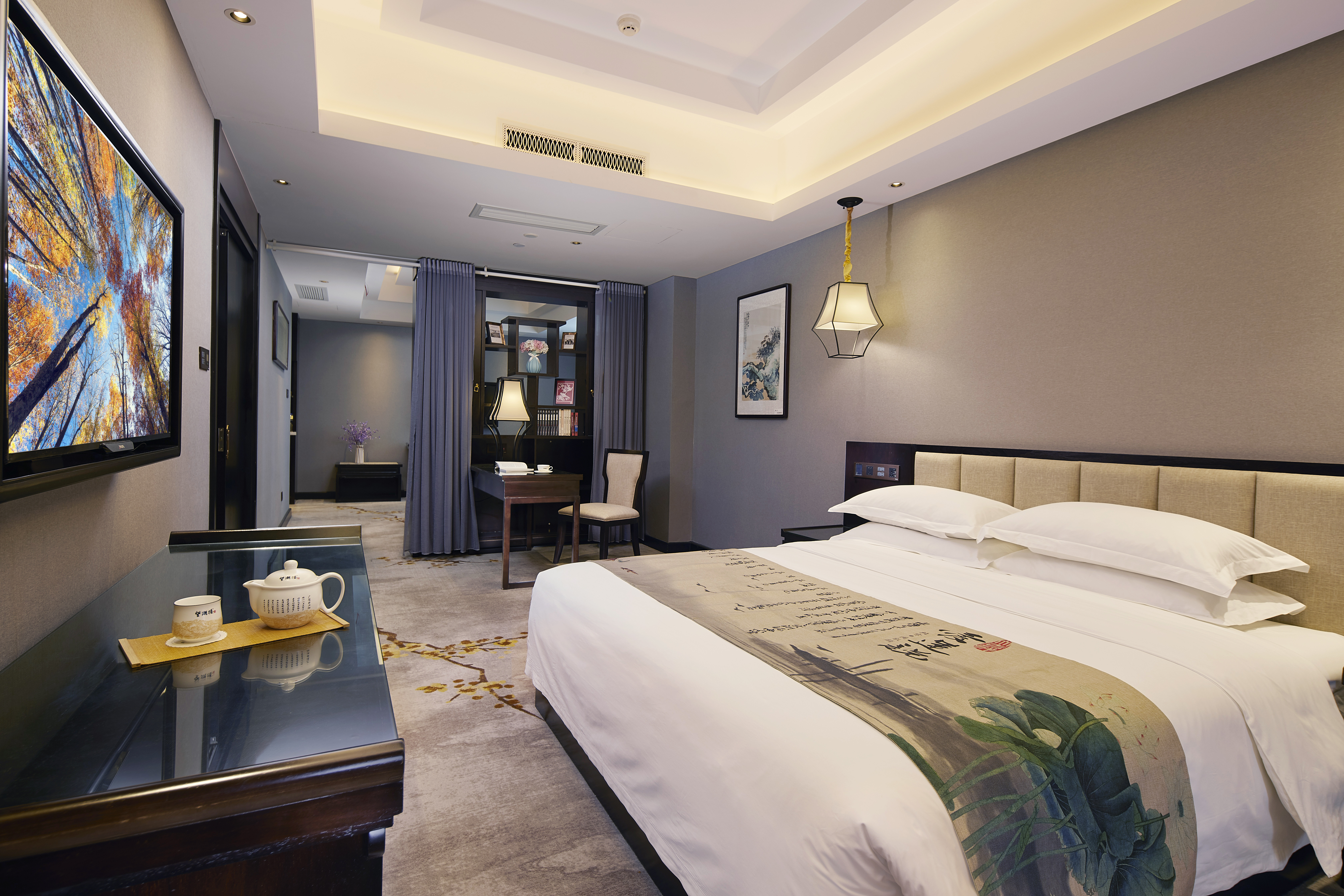 乘月人归豪华大床套房