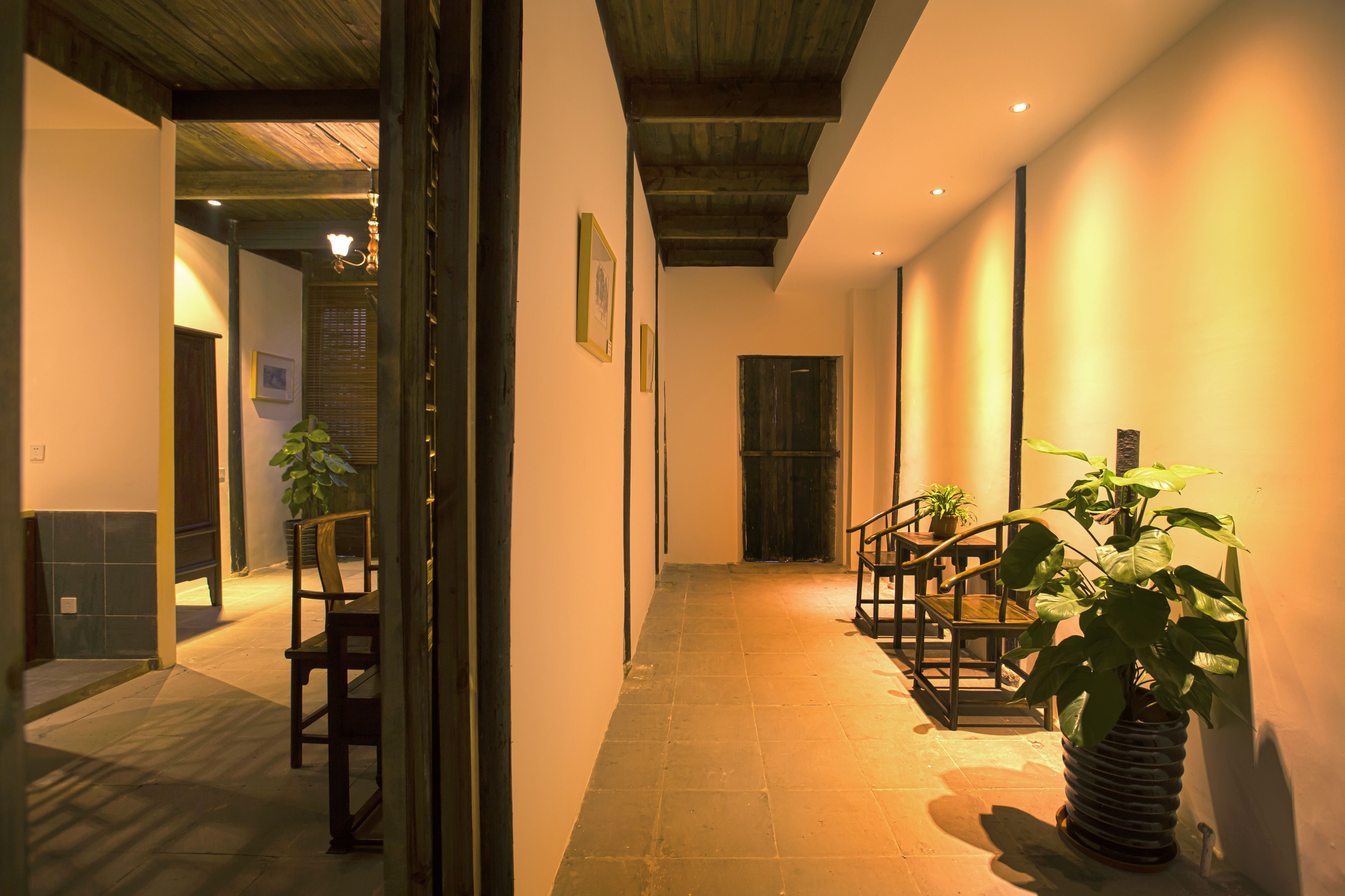 临河独栋·三卧一庭院江南庭院（73号）（绝美雕花床+超大榻榻米+独立厨房）