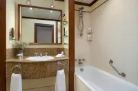 Hai Phong Harbour View Hotel
