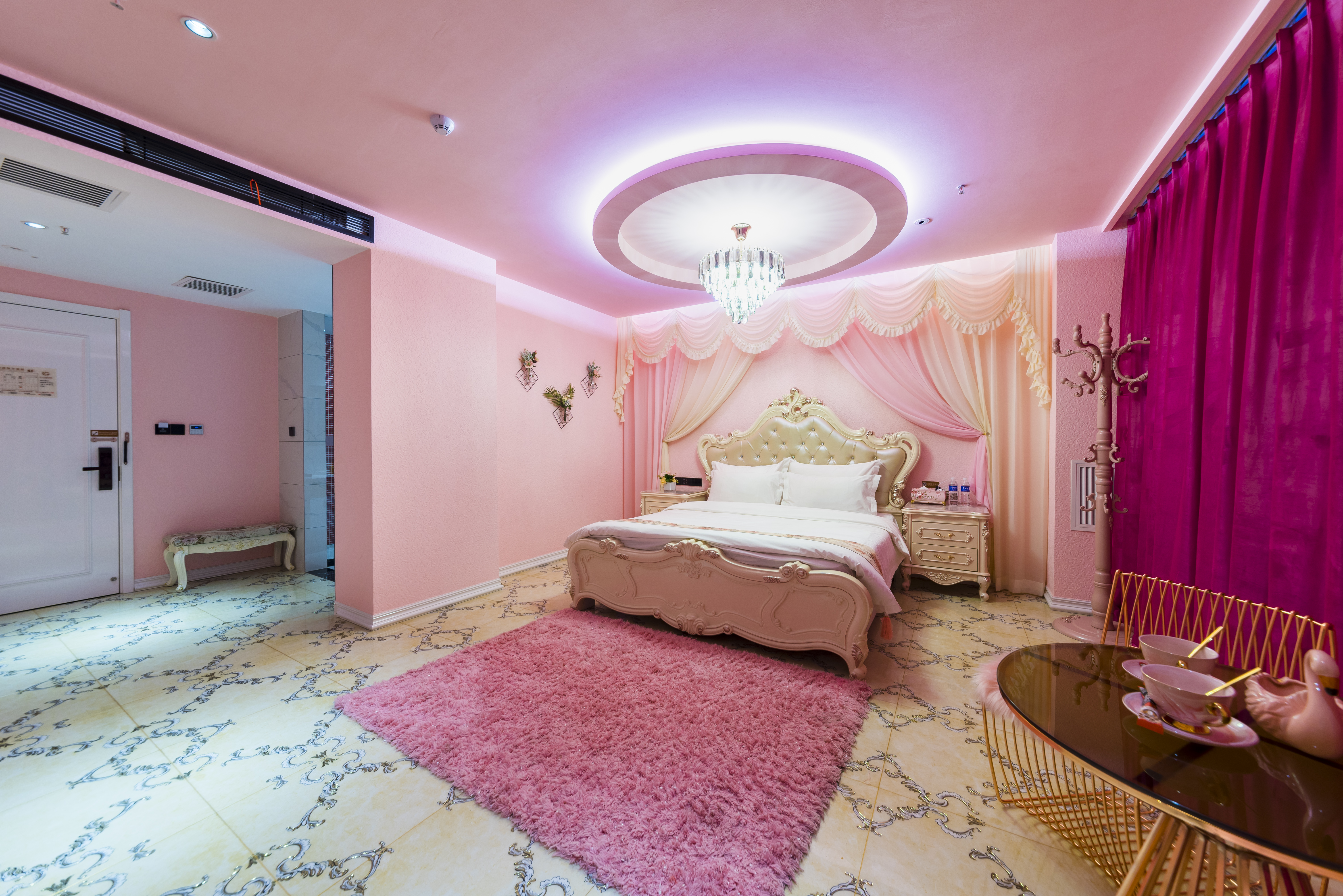 浪漫满屋【安静+私密+夜景+超大空间】