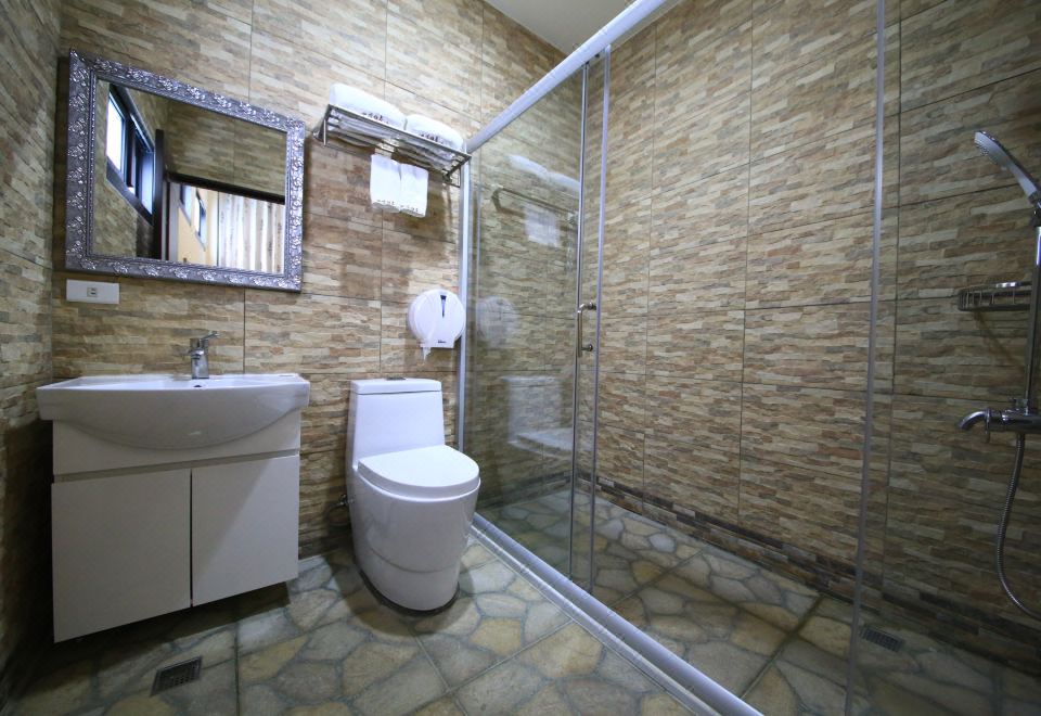 星光月馆八人包栋