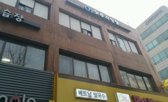 O2 Residence Naebang Branch Seoul