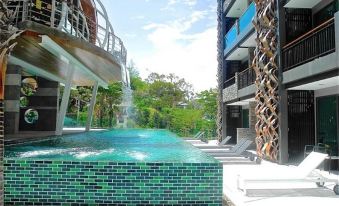 Emerald Patong New Studio Pool View