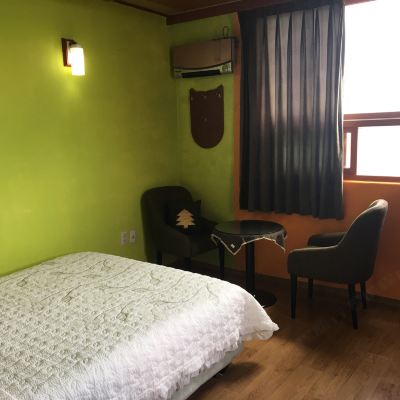 Two beds room Fourseason Motel Hwaseong Promo Code