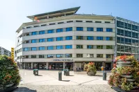 Hotel Centrale Отели в г. 
