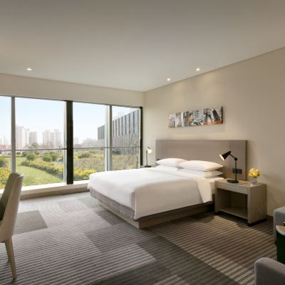 花園景觀大床房（帶梳化床） 上海天山廣場凱悅嘉軒飯店優惠