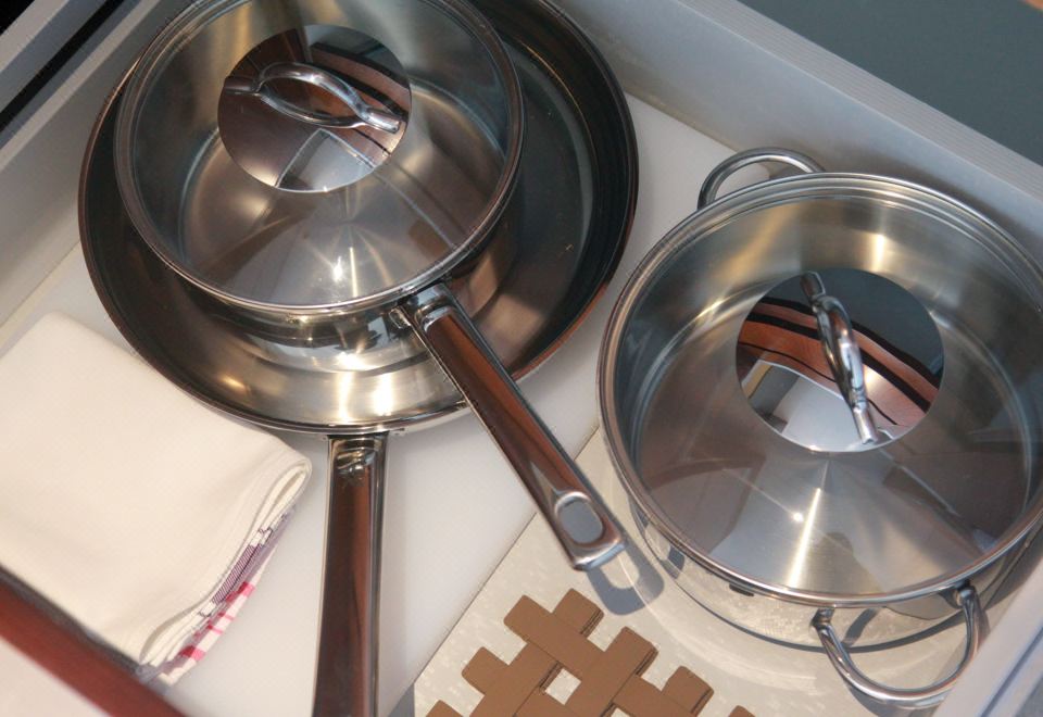 家庭一室一厅行政套房