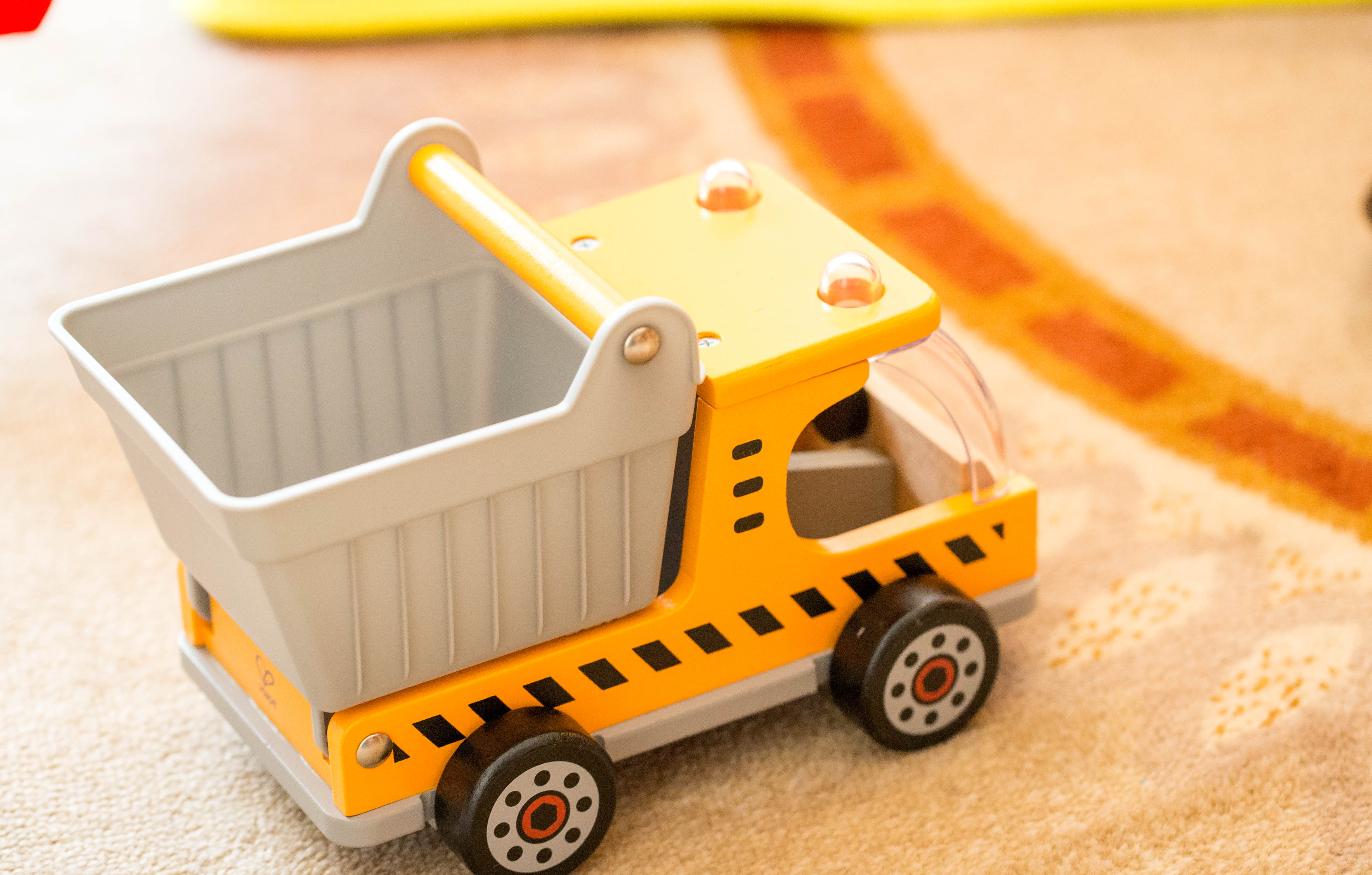 Hape玩具主题宝贝过家家·妙趣玩乐亲子大床房