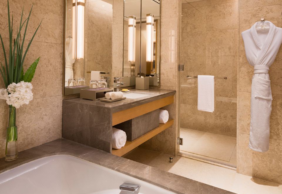 嘉賓軒豪華大床房（高樓層開闊視野）