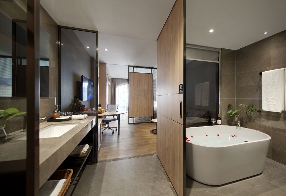 行政套房（奢华体验丨私享浴缸丨会客空间）