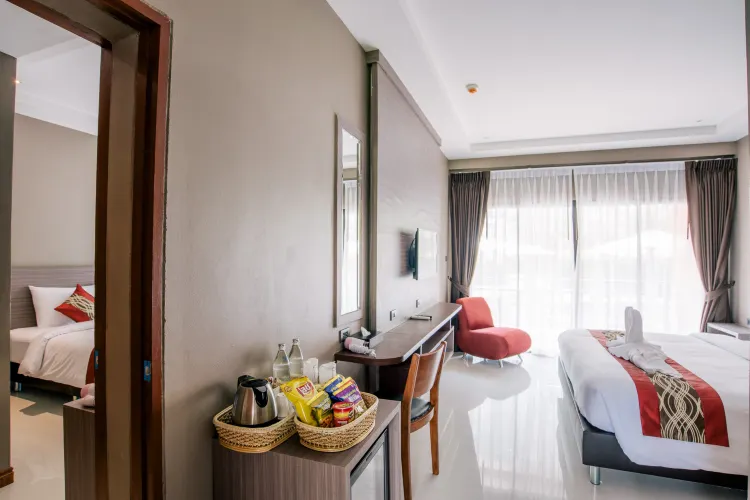 ห้องดีลักซ์วิวสระน้ำ