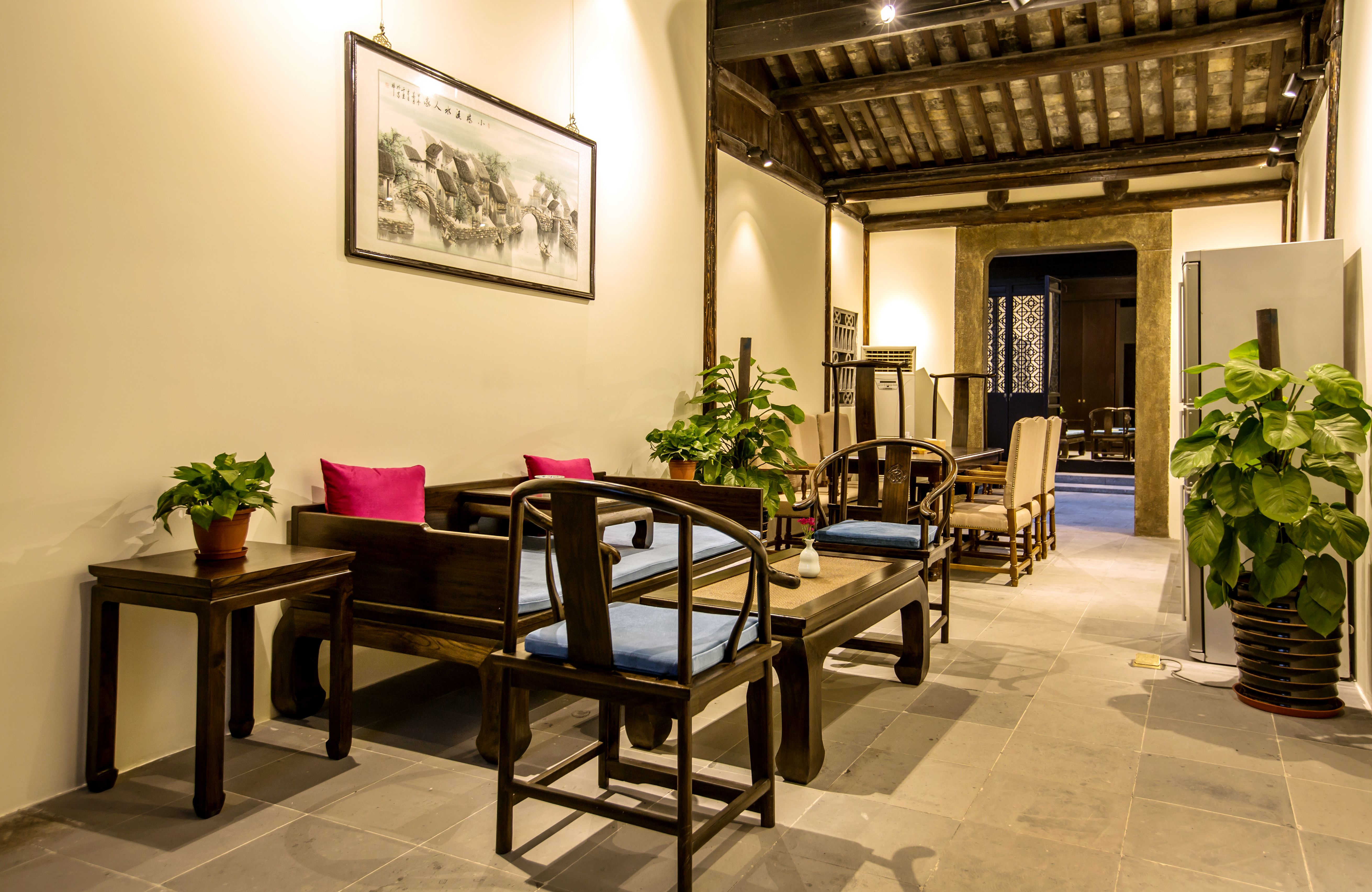 独栋·三卧一厅江南庭院（二四六）（绝美雕花床+园林小院+民国会客厅）