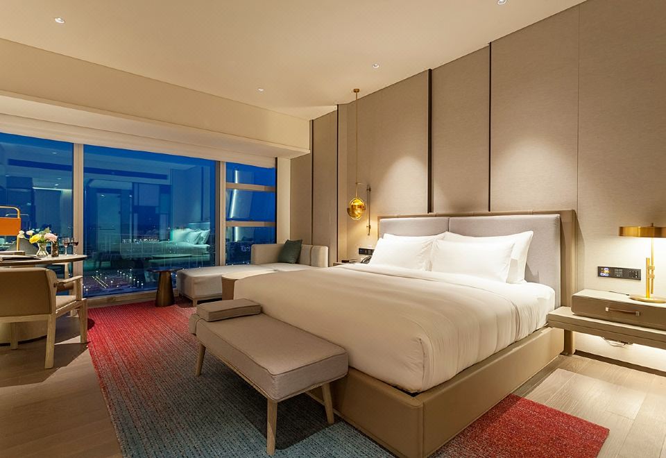 商務海景大床房（180度全落地窗看海景日出）