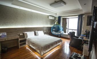 Yijie E-sports Apartment Hotel