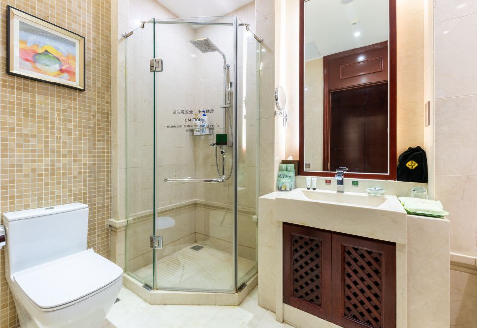 湖景高級大床房